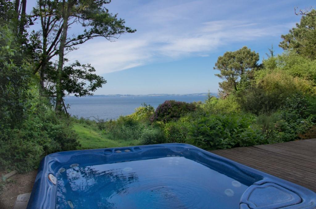 Les Fous De Bassans Bed & Breakfast Poullan-sur-Mer ภายนอก รูปภาพ