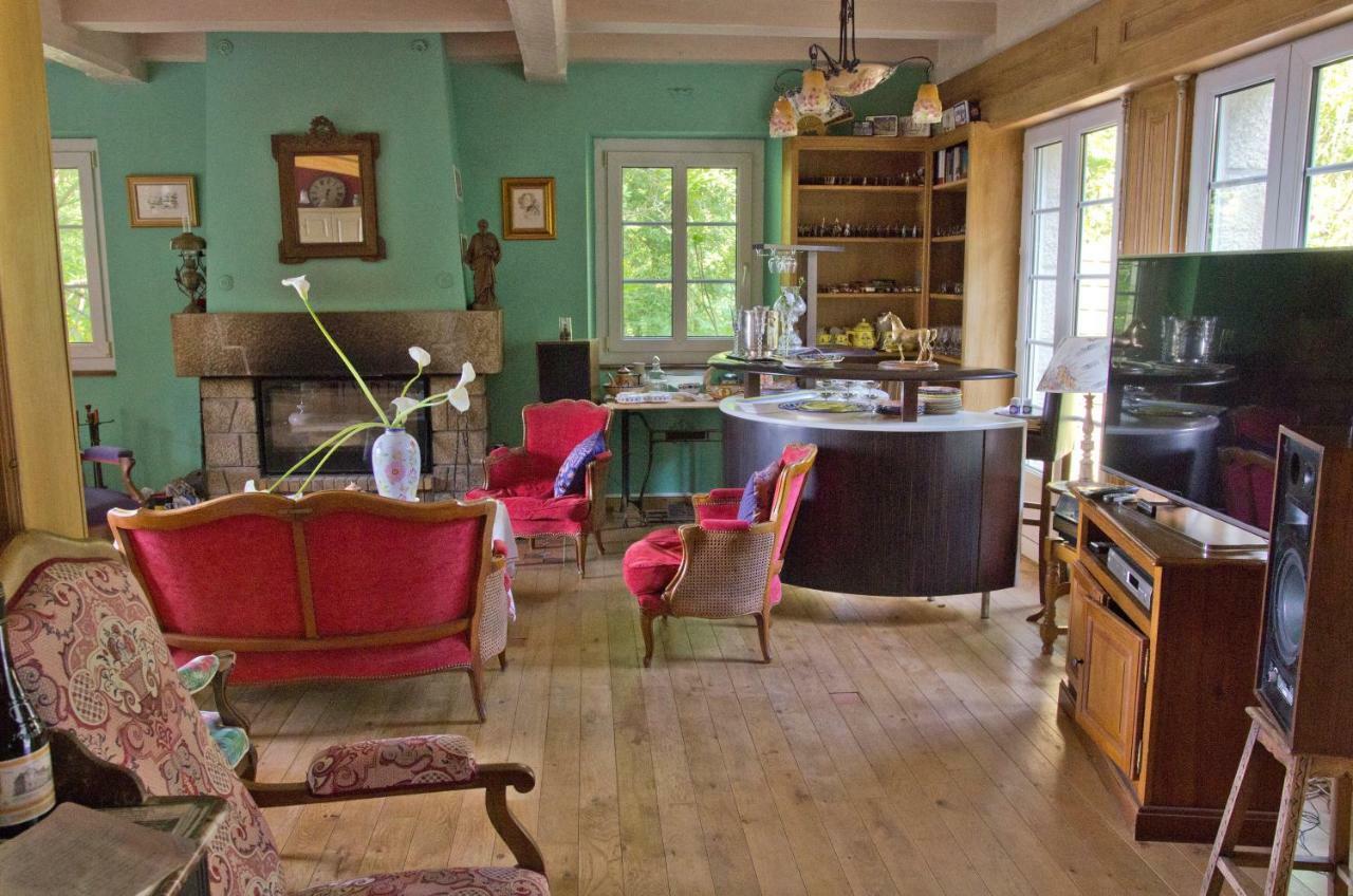Les Fous De Bassans Bed & Breakfast Poullan-sur-Mer ภายนอก รูปภาพ